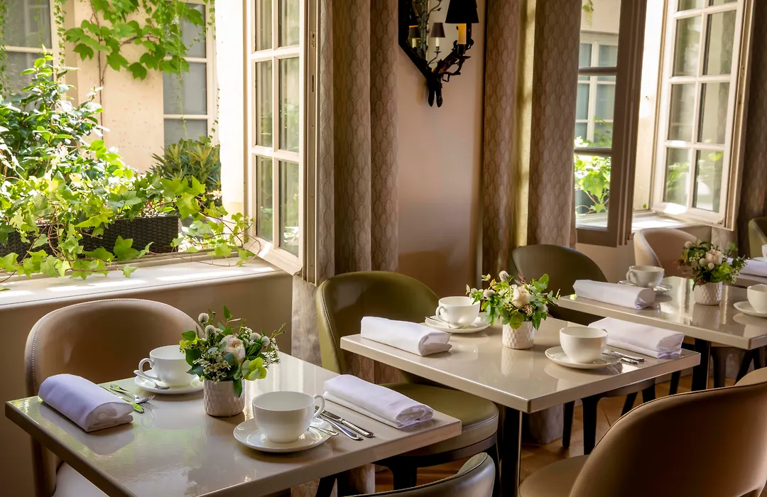 Hotel D'Aubusson-1